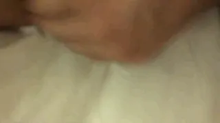 닭발에 정취 장난감을 넣어 함께 소란을 피우다