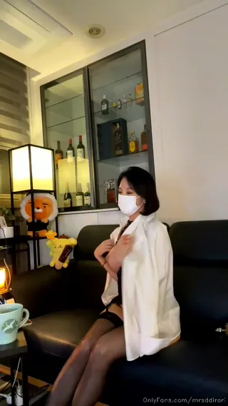 미세스 띠로리 검은 란제리 세트 착장 라이브 - 실시간 국산야동 한국야동