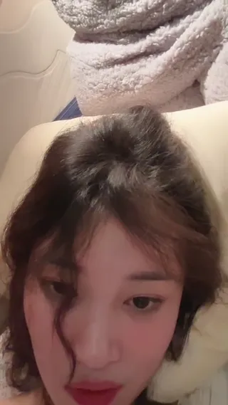 먹방하며 소통하다가 갑자기 짬지 보여주는 라희 - 인기 한국야동 국산야동