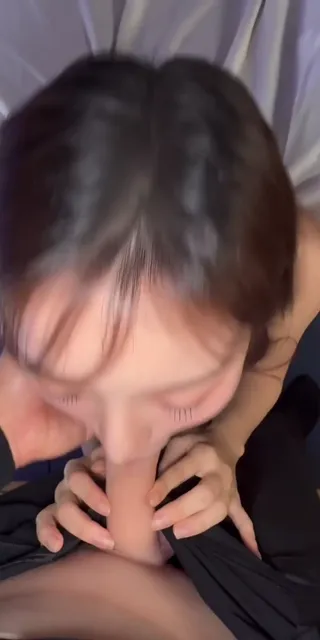 오타쿠년에게 2D가 아닌 3D 자지를 줘봤다 - 인기 한국야동 국산야동